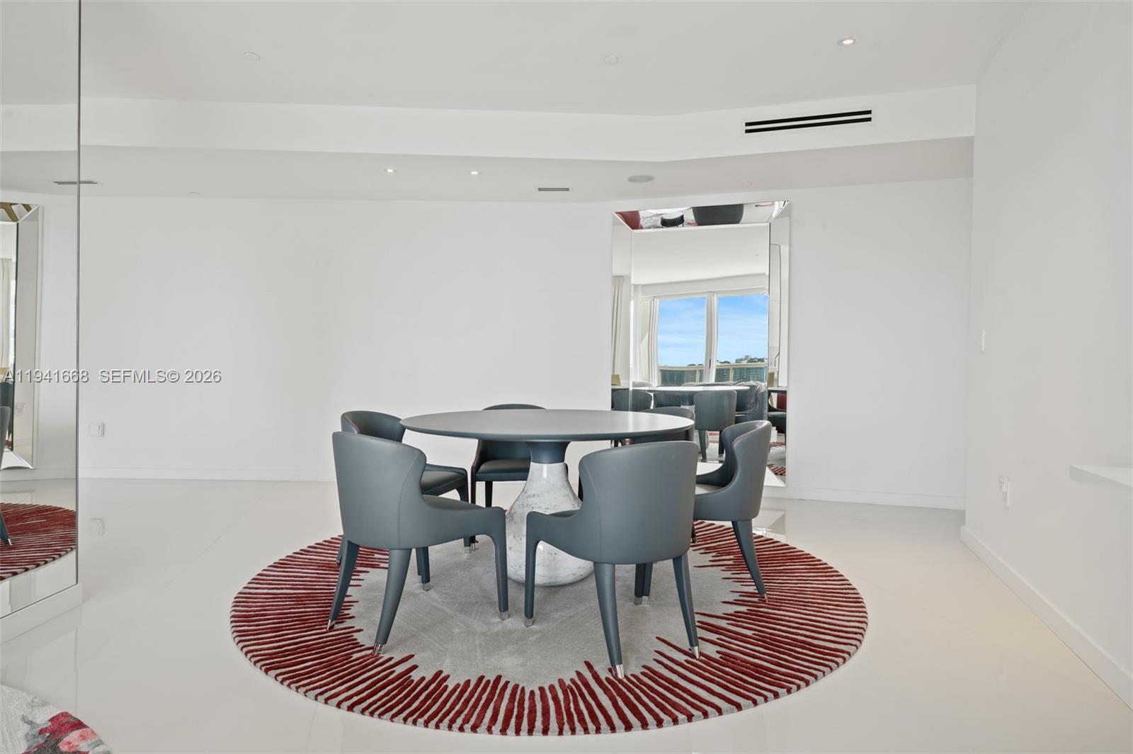 9601 Collins Ave # 908