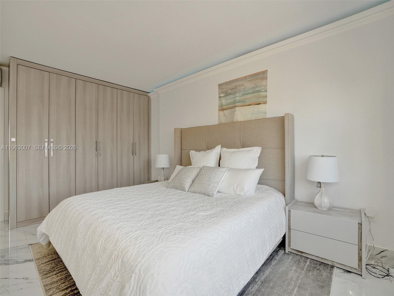 400 Kings Point Dr # 314