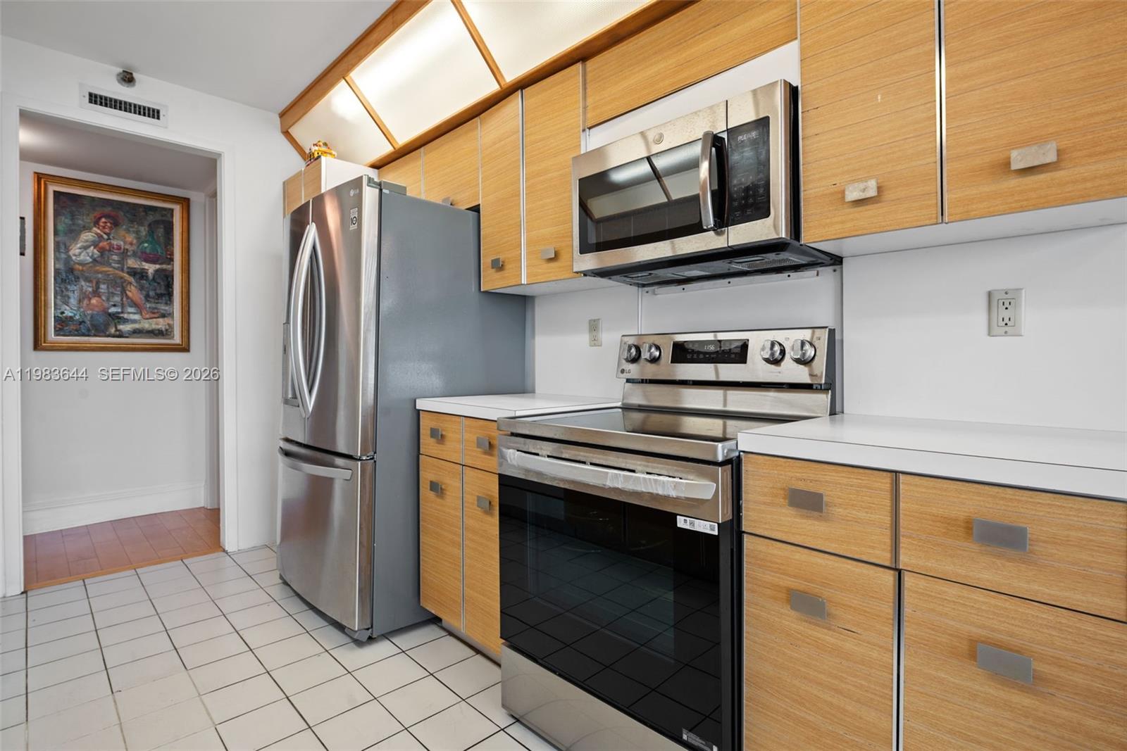 19500 Turnberry Way # 16C