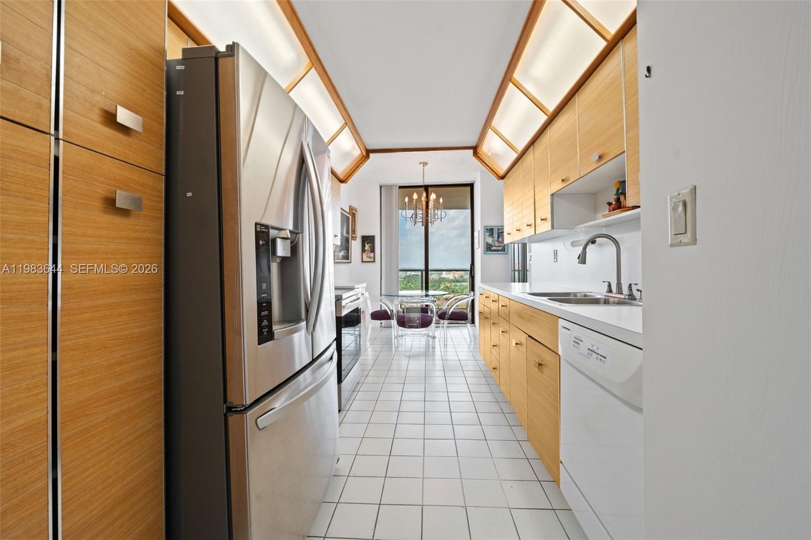 19500 Turnberry Way # 16C