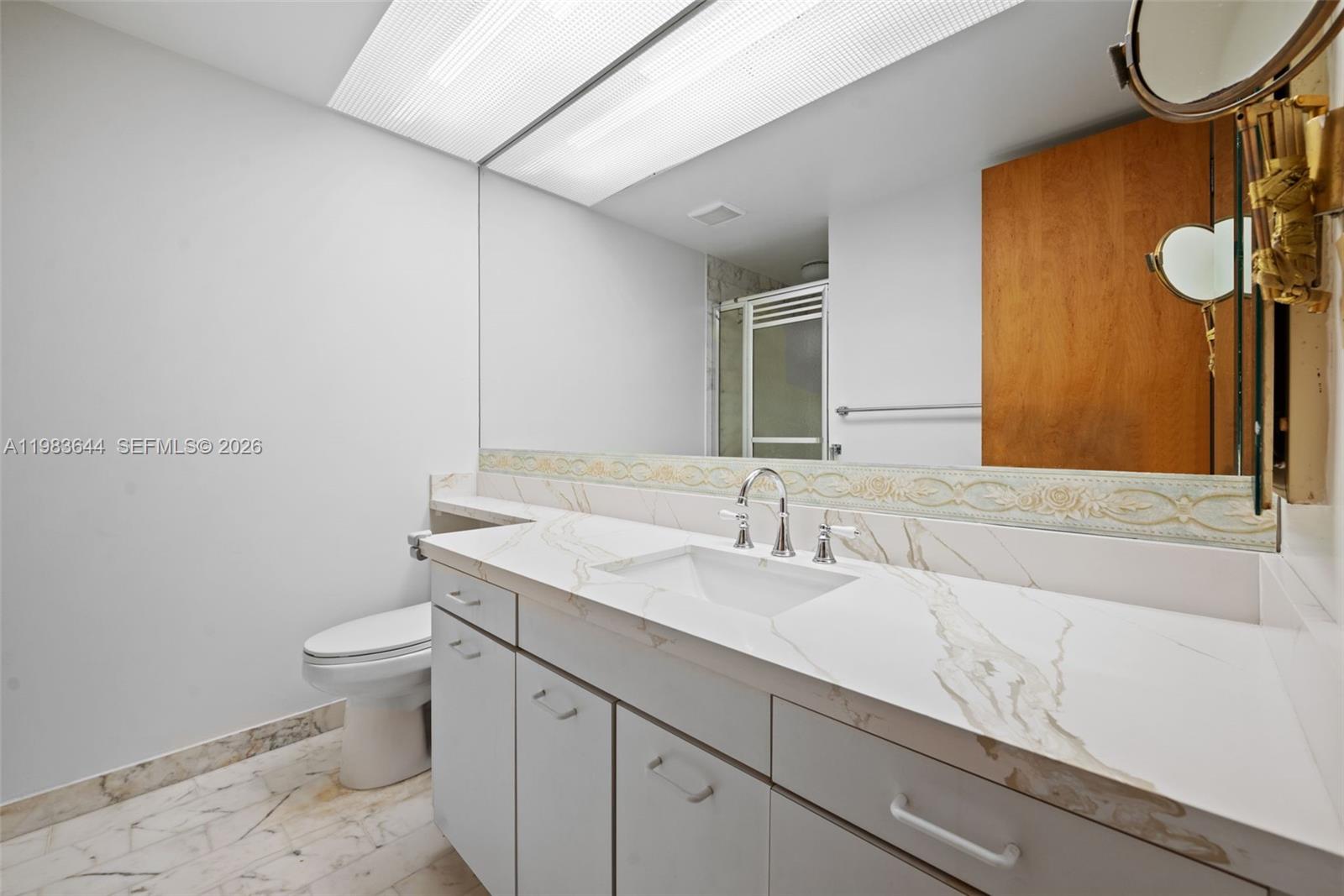 19500 Turnberry Way # 16C