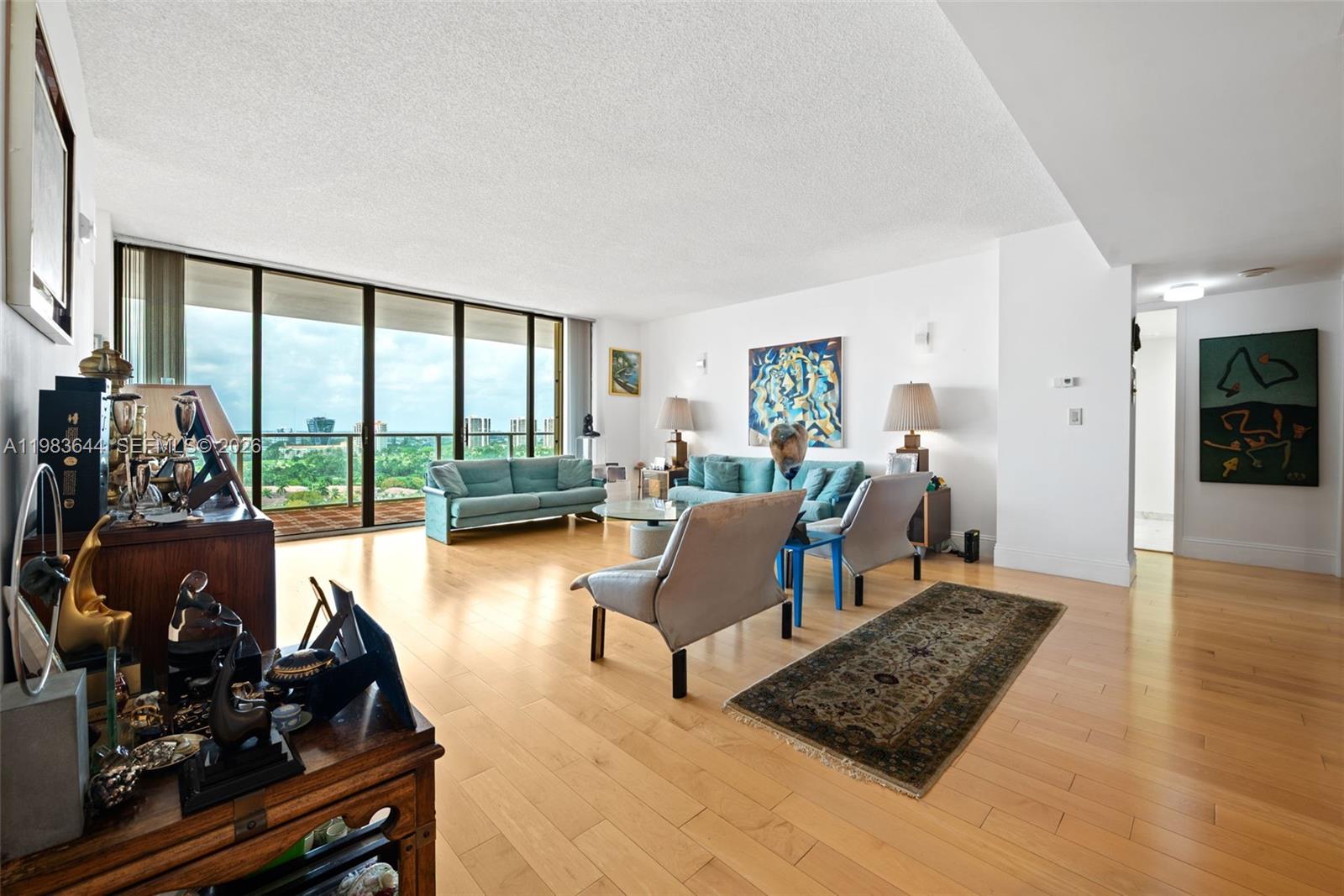 19500 Turnberry Way # 16C