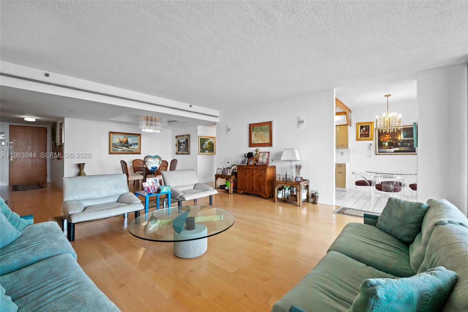 19500 Turnberry Way # 16C