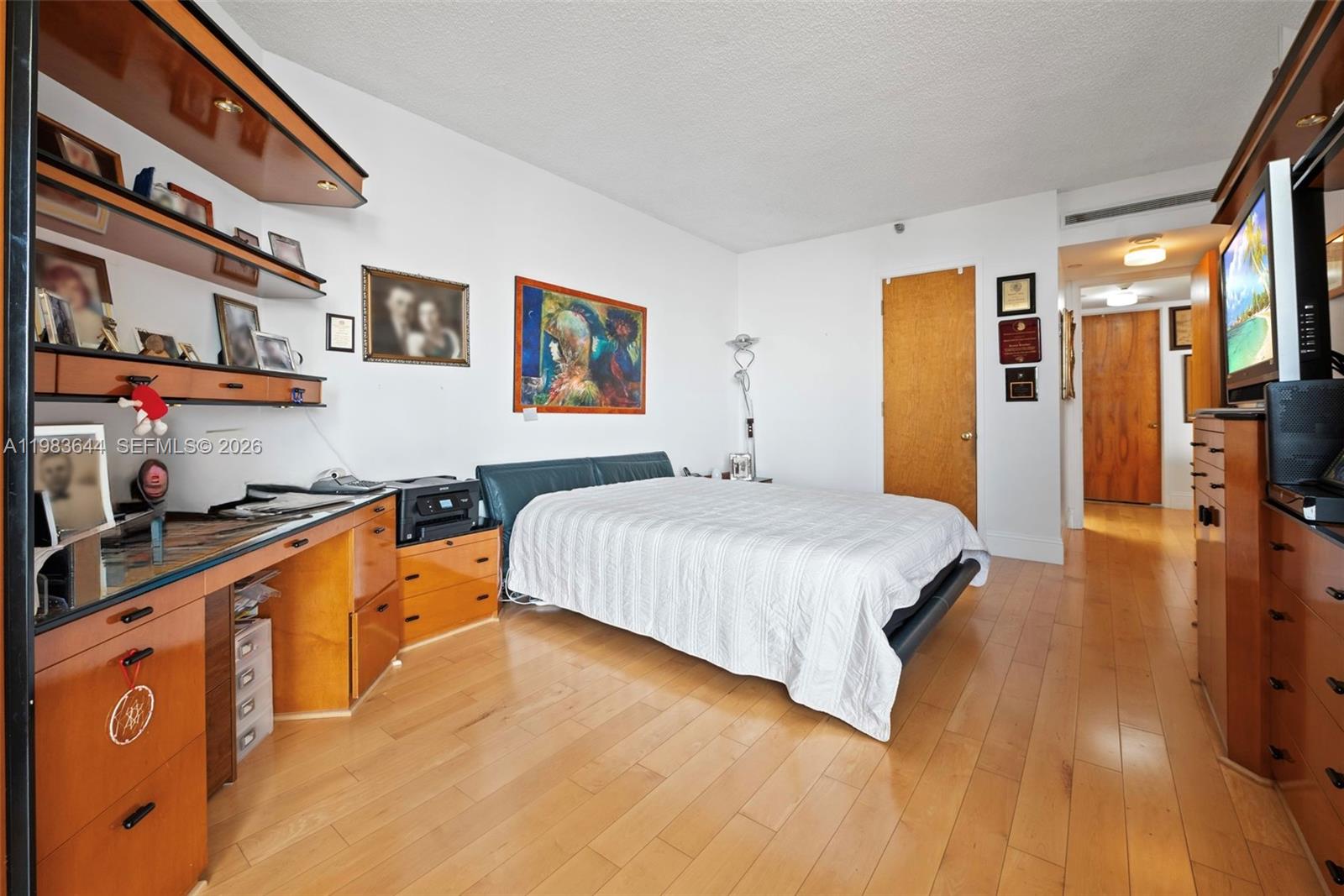 19500 Turnberry Way # 16C