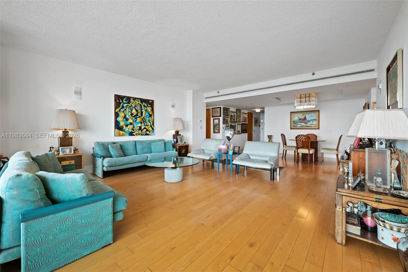 19500 Turnberry Way # 16C