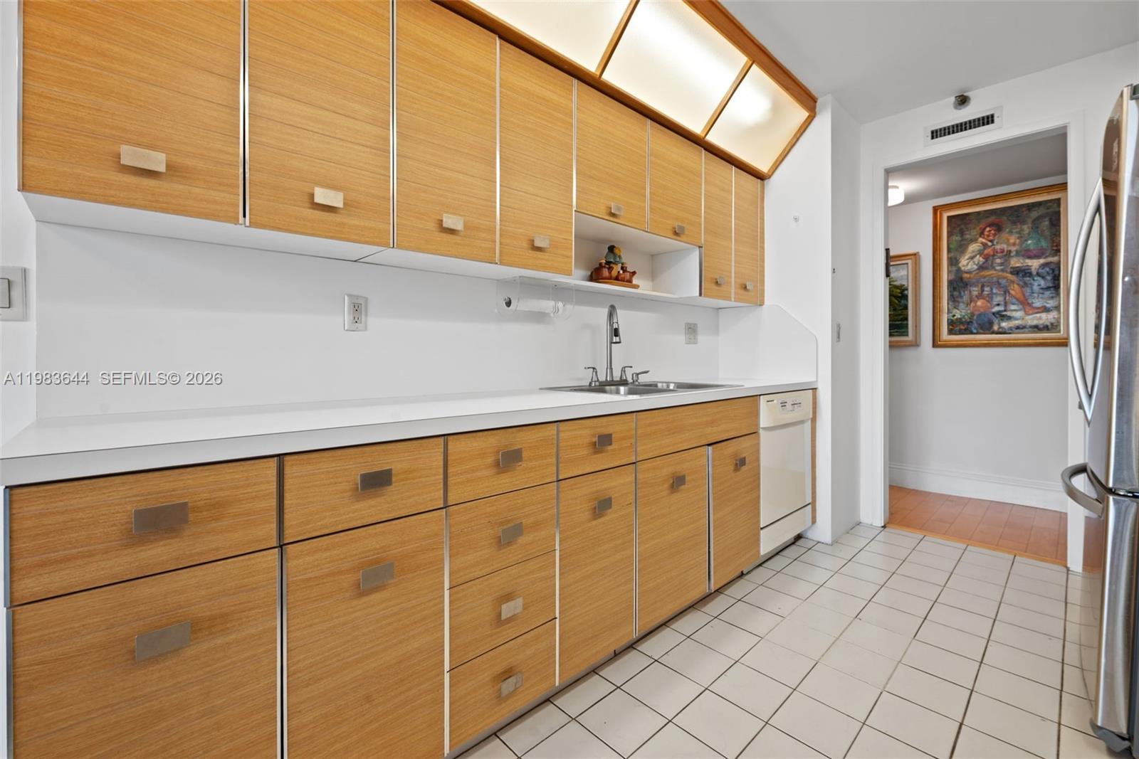 19500 Turnberry Way # 16C