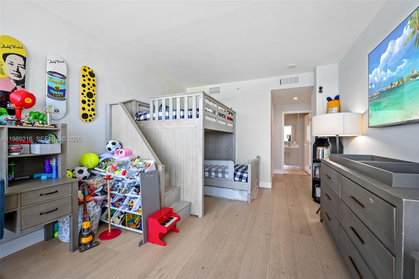 9601 Collins Ave # 1504