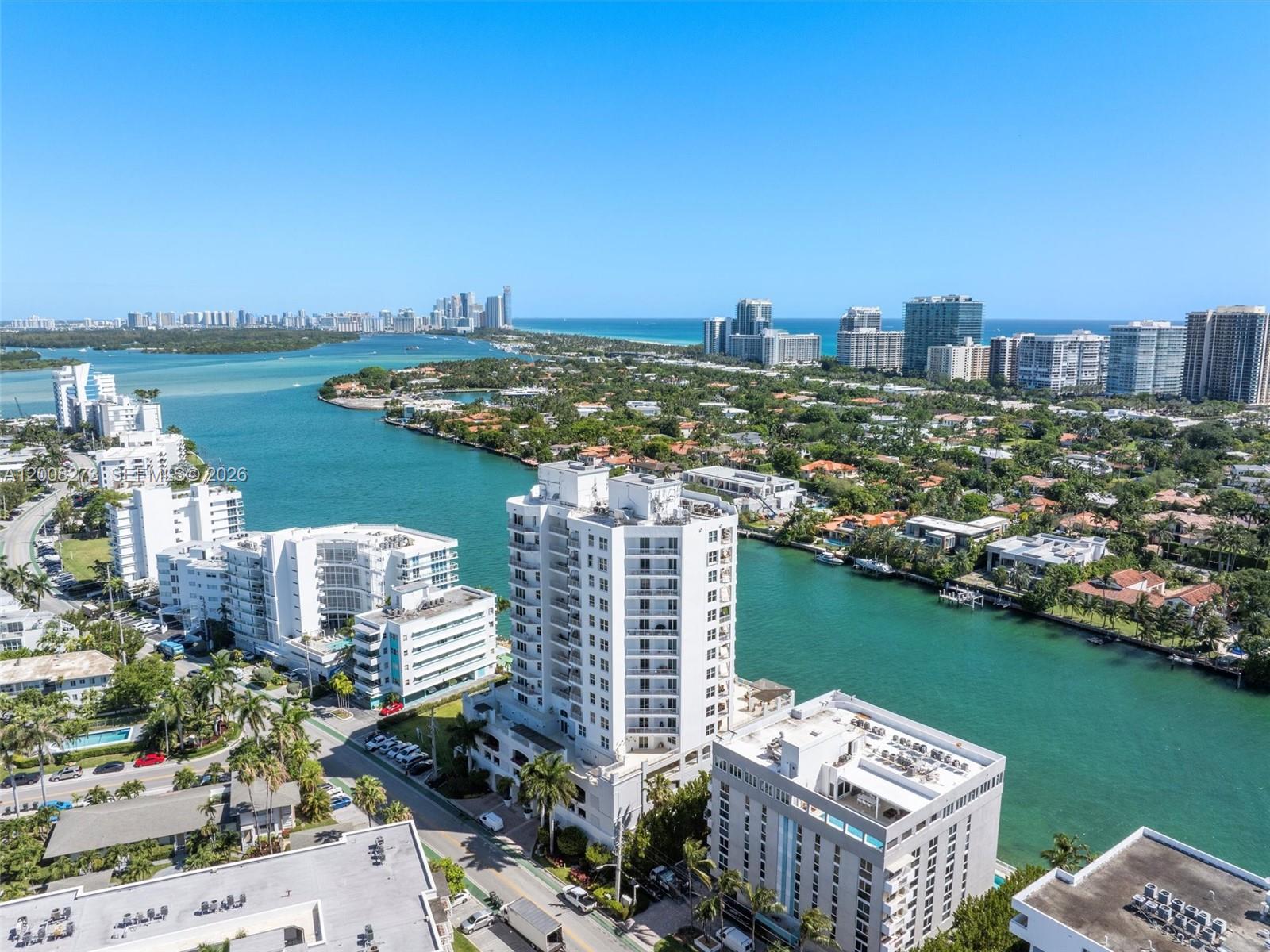 9751 E Bay Harbor Dr # 11A
