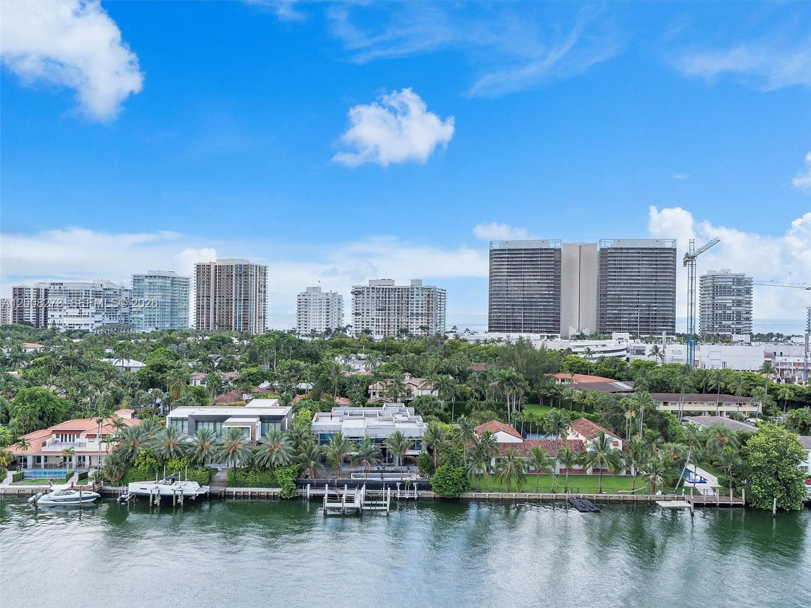 9751 E Bay Harbor Dr # 11A