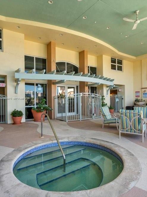 9751 E Bay Harbor Dr # 11A