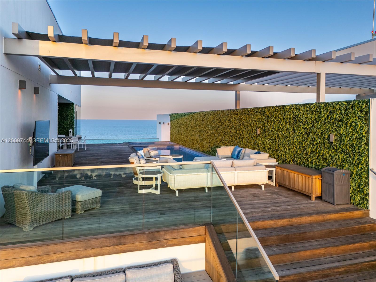 10201 Collins Ave Unit: UPH2803