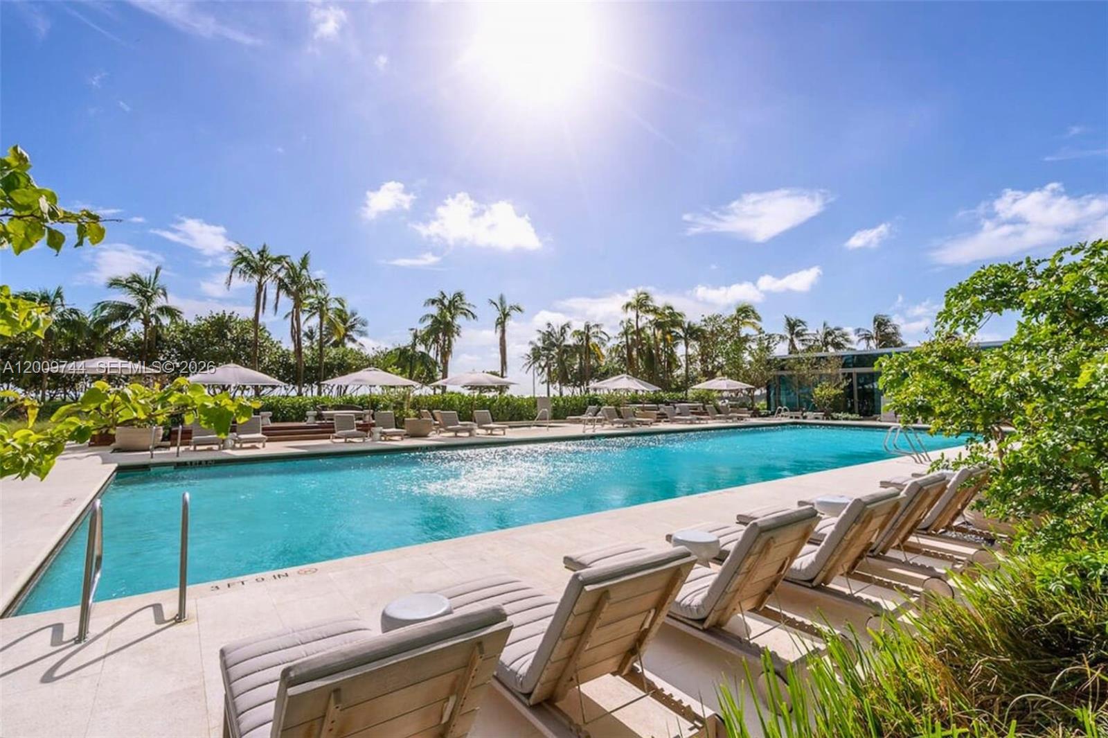 10201 Collins Ave Unit: UPH2803