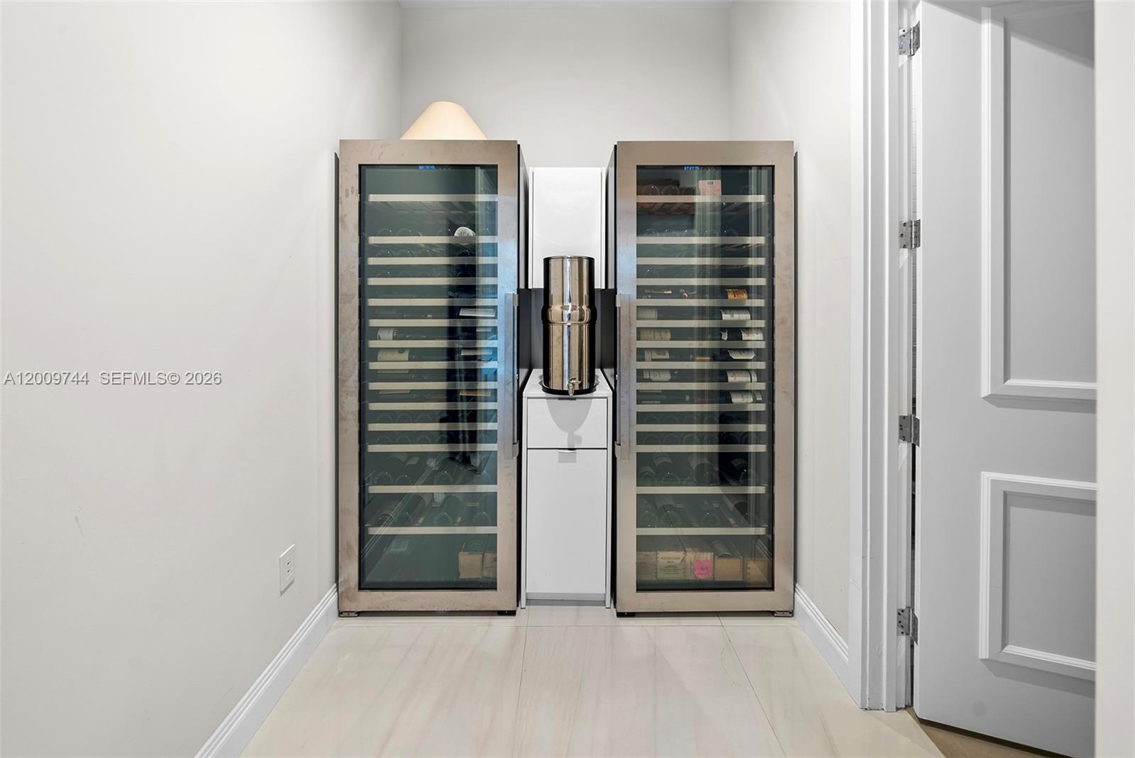 10201 Collins Ave Unit: UPH2803