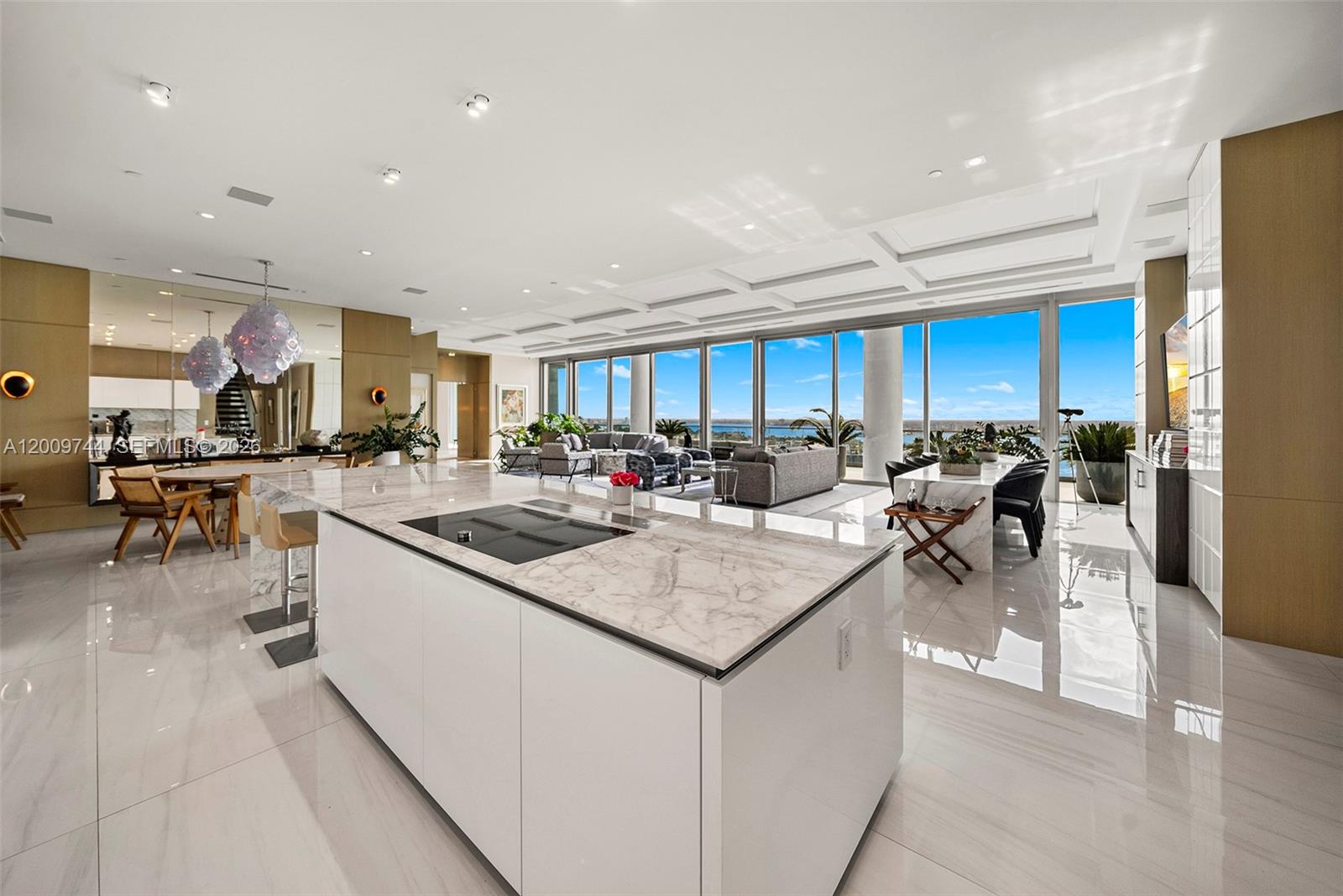 10201 Collins Ave Unit: UPH2803