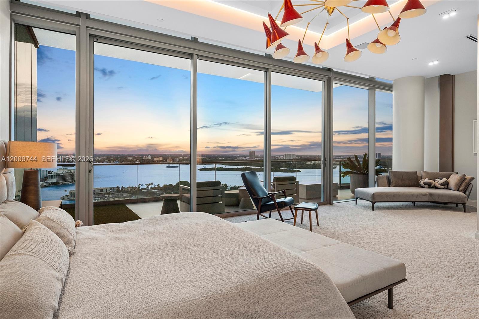 10201 Collins Ave Unit: UPH2803