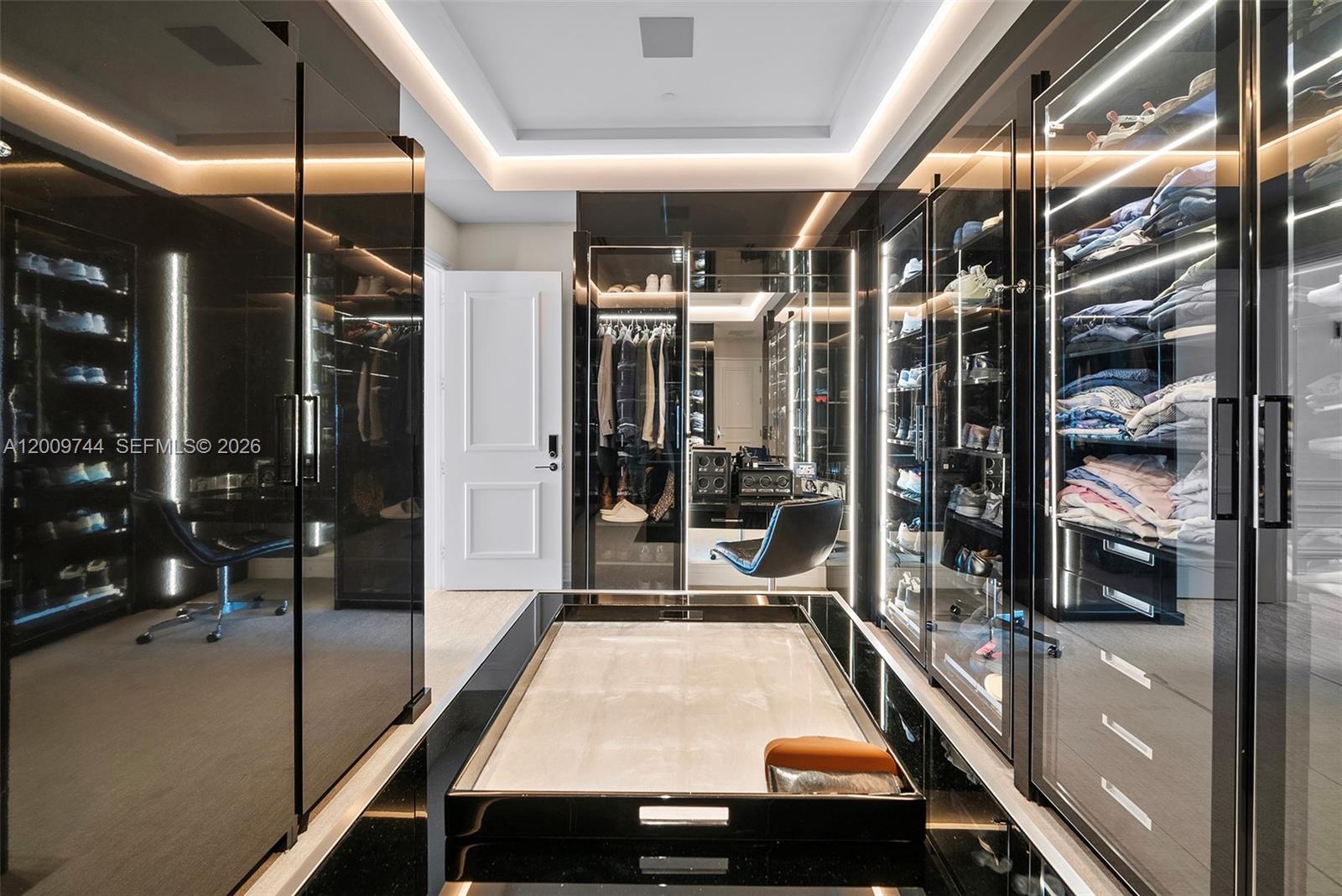 10201 Collins Ave Unit: UPH2803