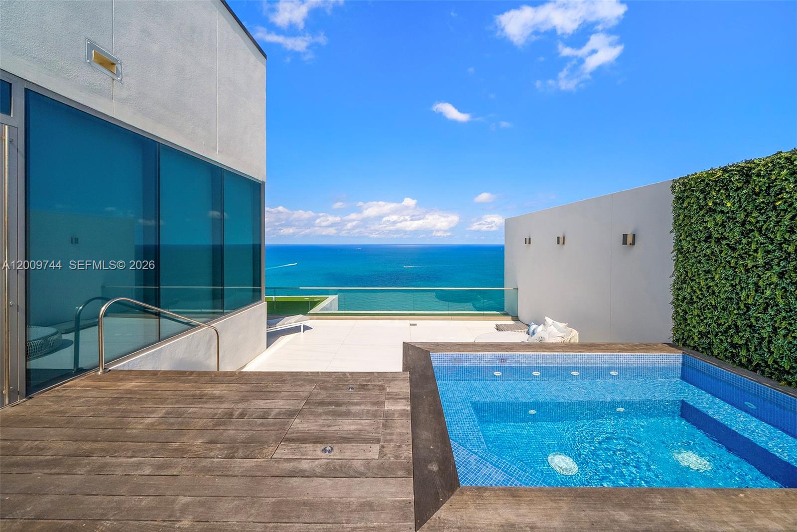 10201 Collins Ave Unit: UPH2803