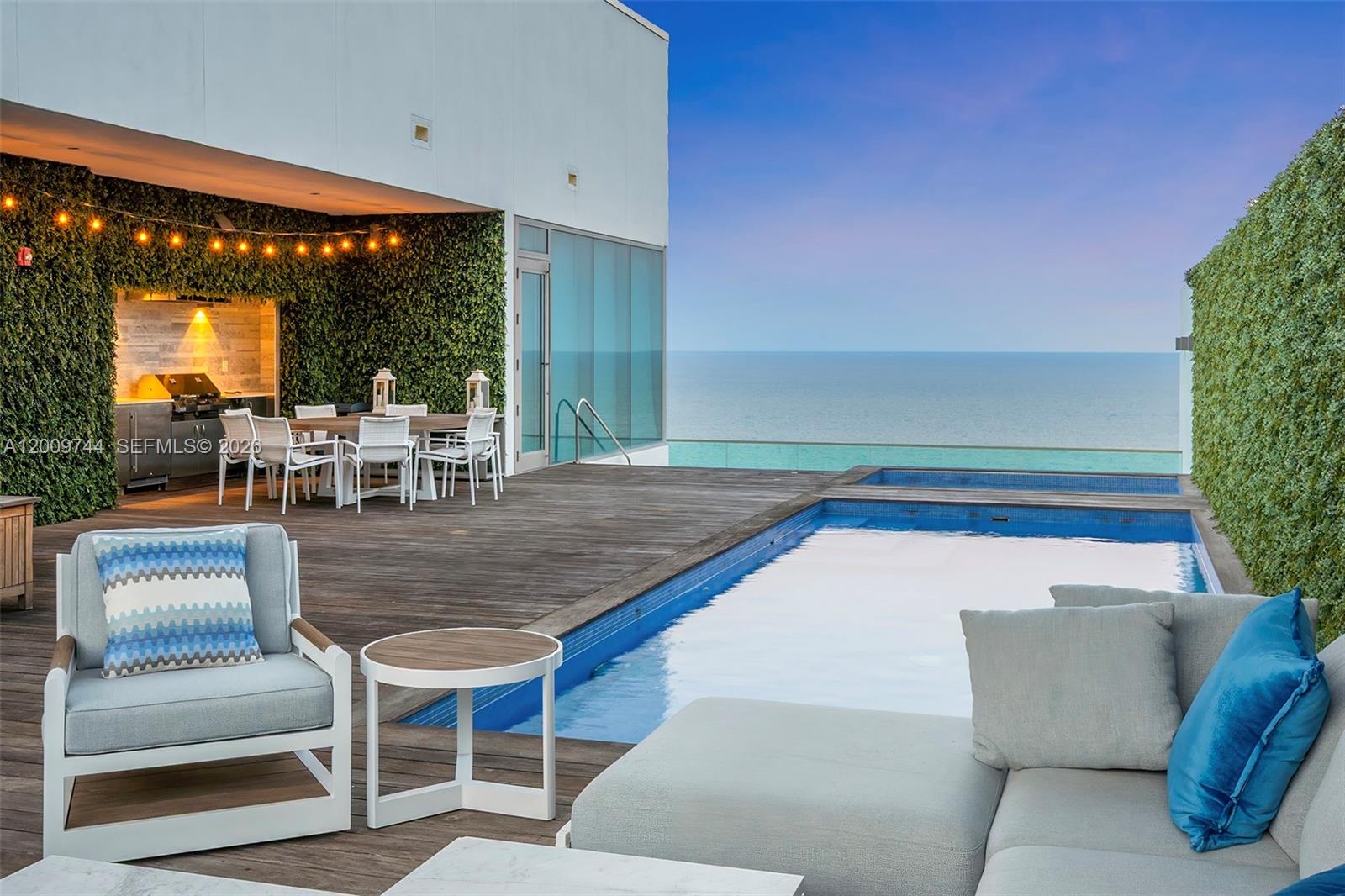 10201 Collins Ave Unit: UPH2803