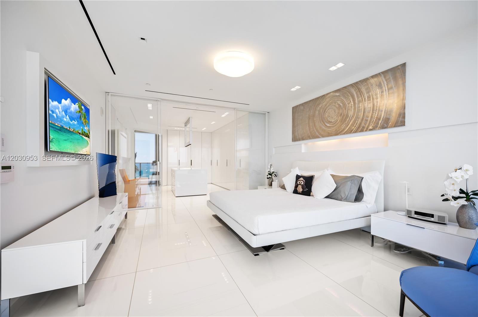 9703 Collins Ave # 2000