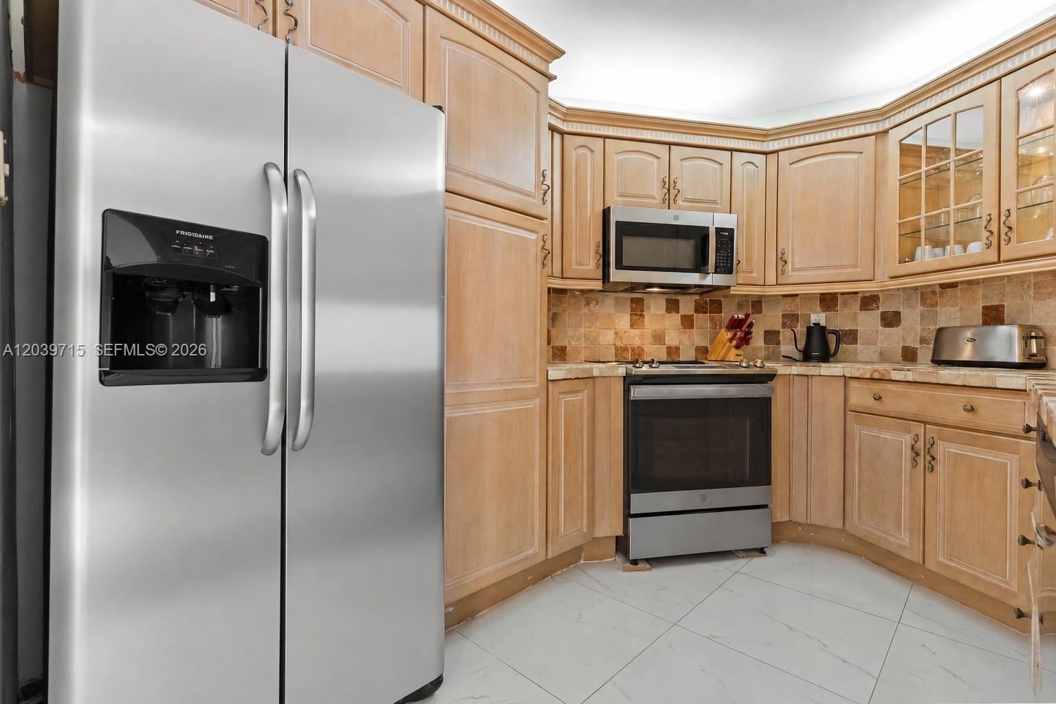 3725 S Ocean Dr # 1410