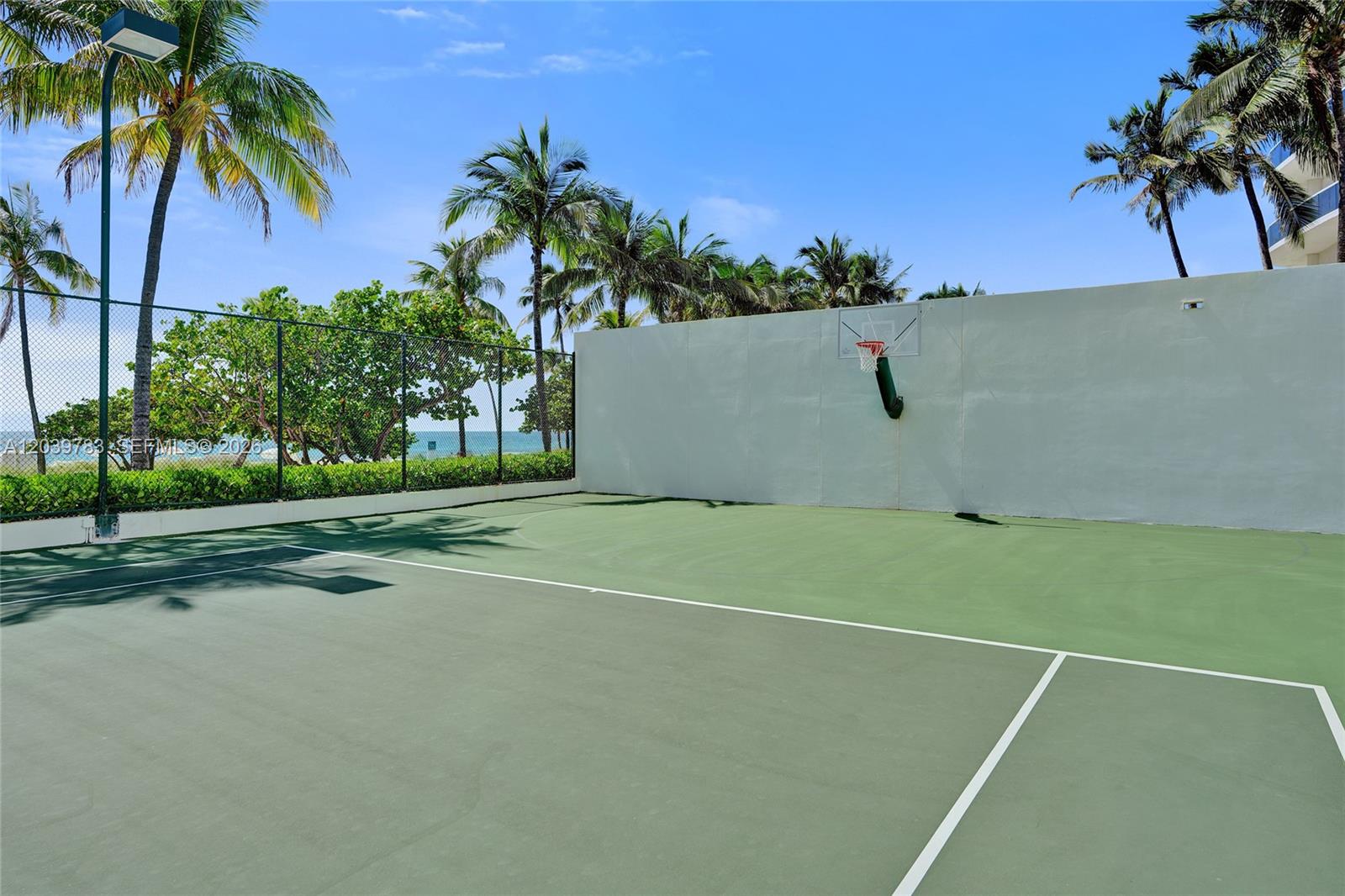 9601 Collins Ave # 402