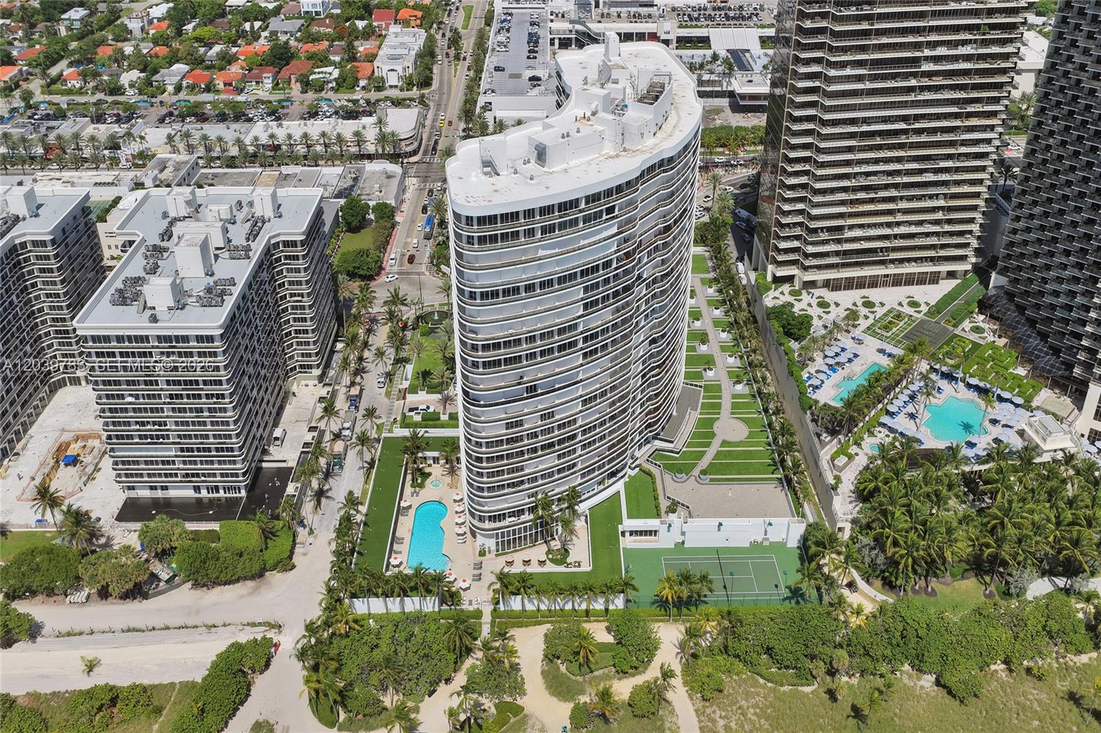 9601 Collins Ave # 402