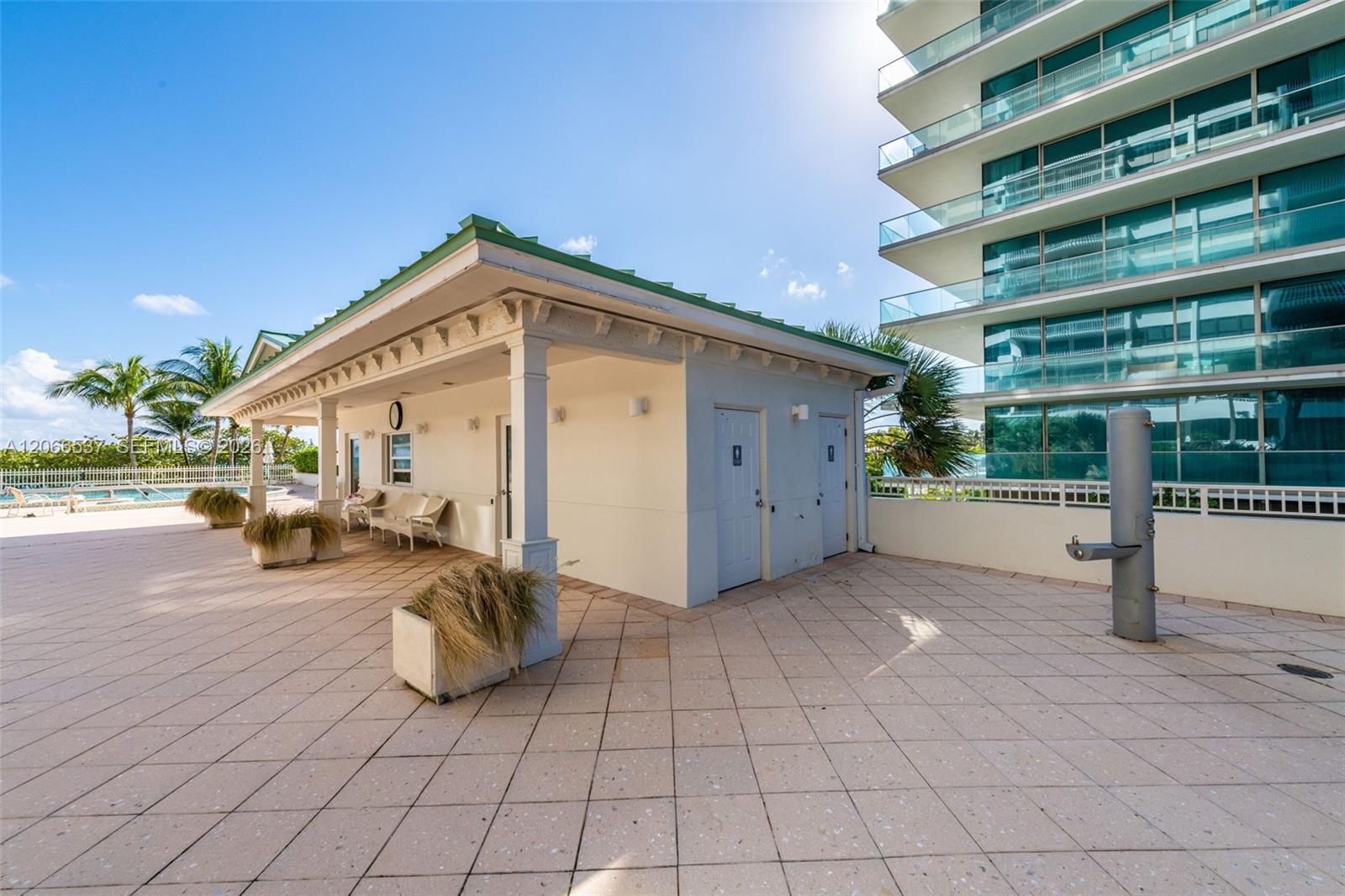 10205 Collins Ave # 206