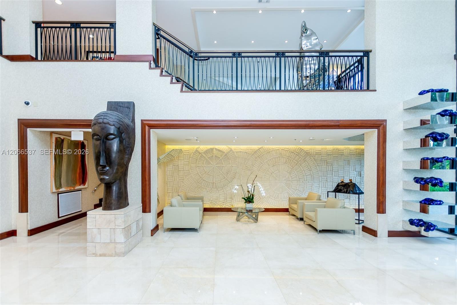 10205 Collins Ave # 206