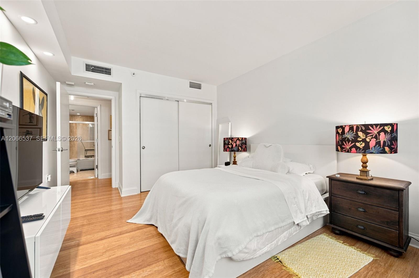10205 Collins Ave # 206