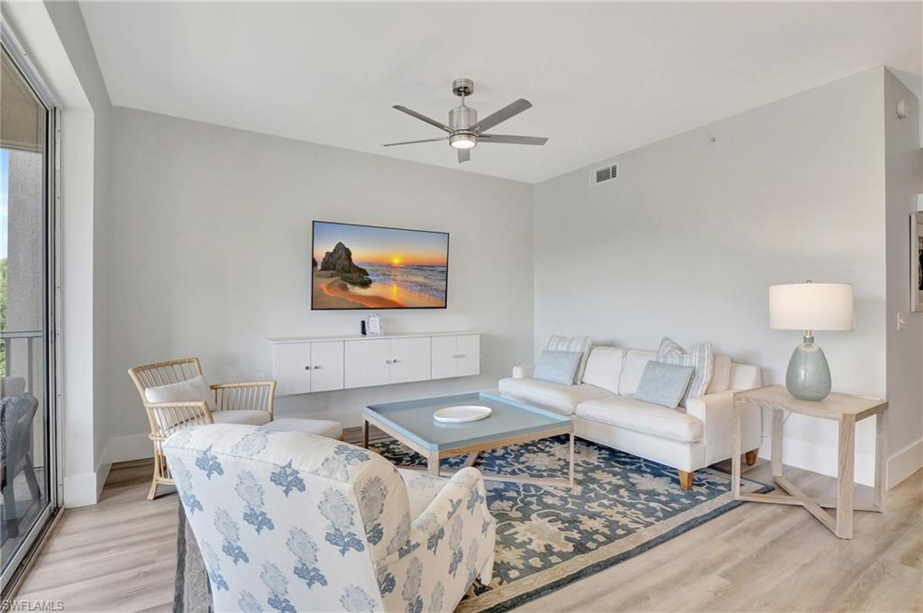 3800 Sawgrass WAY Unit: 3136
