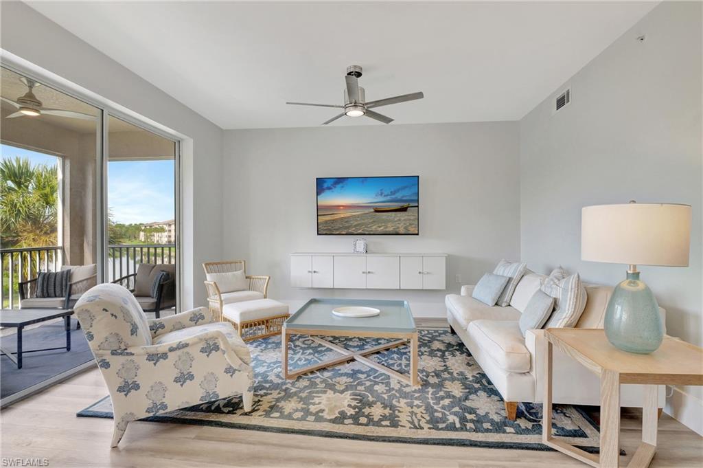 3800 Sawgrass WAY Unit: 3136