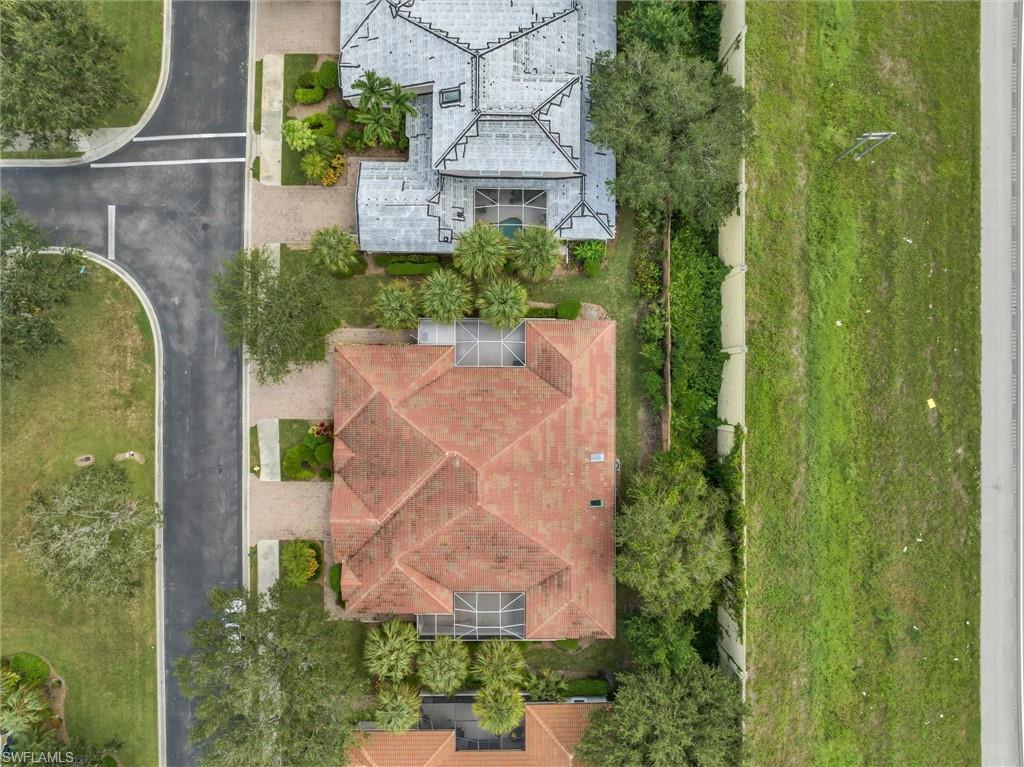 3915 Recreation LN