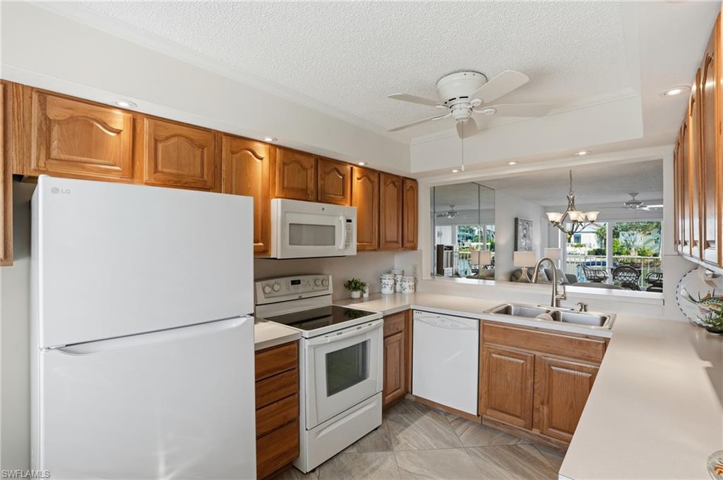 10684 Gulf Shore DR # 106B