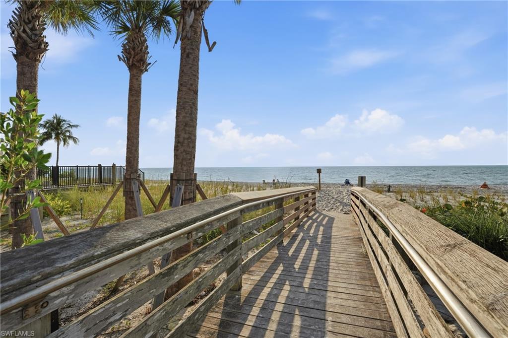 10684 Gulf Shore DR # 106B