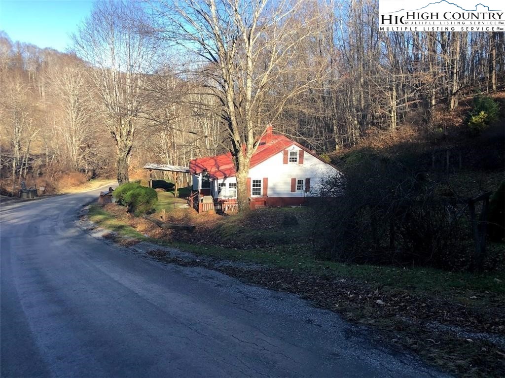 545 School House Road