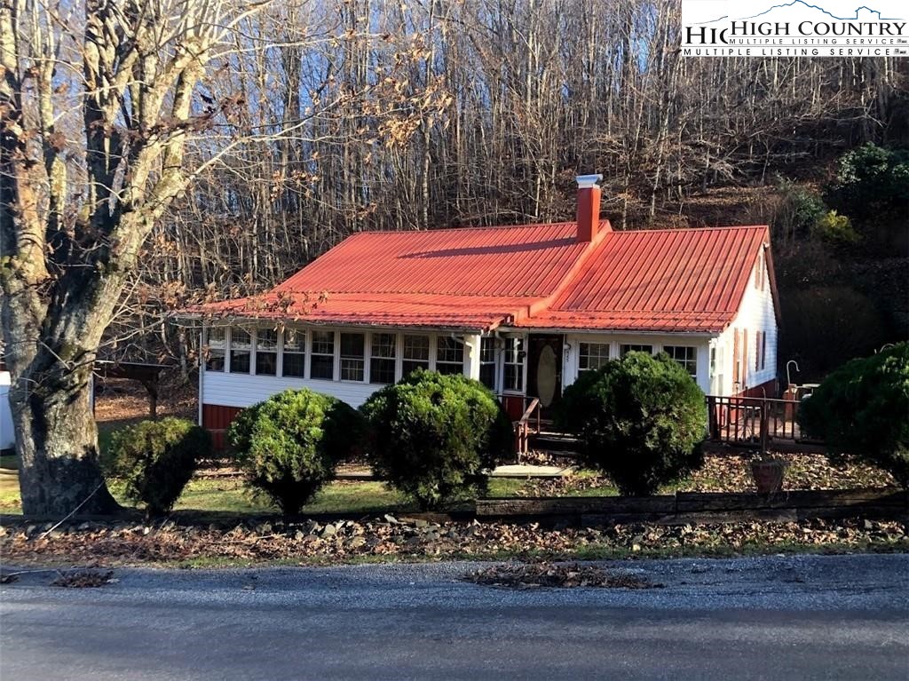 545 School House Road