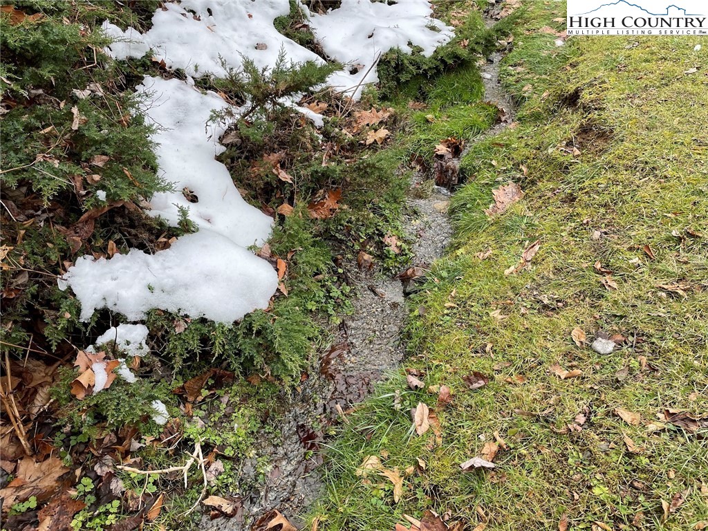 545 School House Road