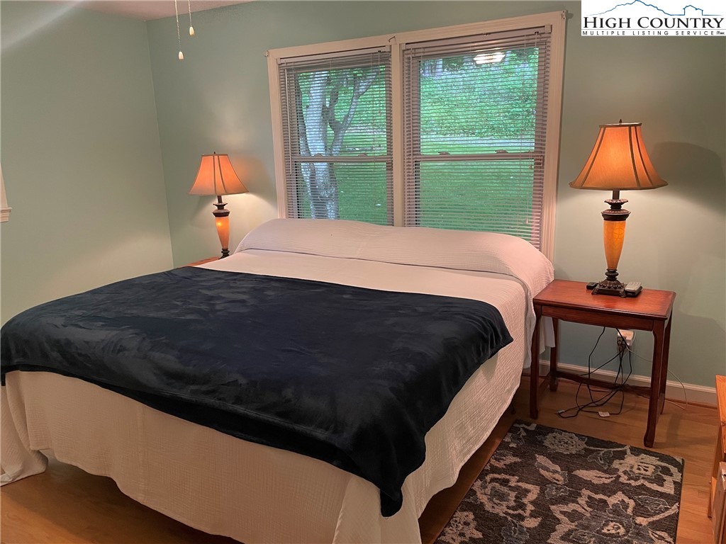 510 Meadow Lane Avenue