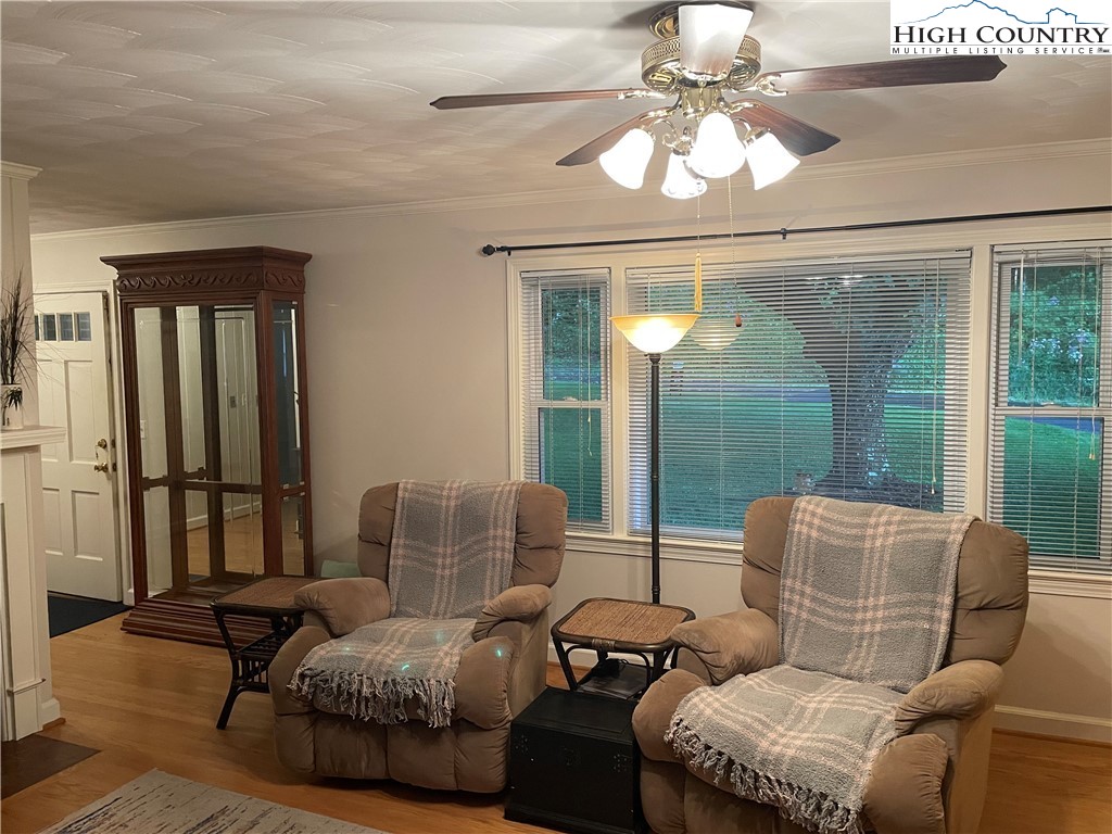 510 Meadow Lane Avenue