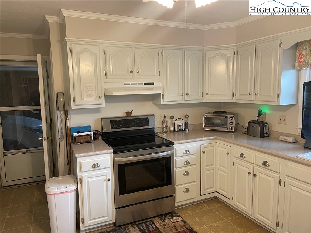 510 Meadow Lane Avenue