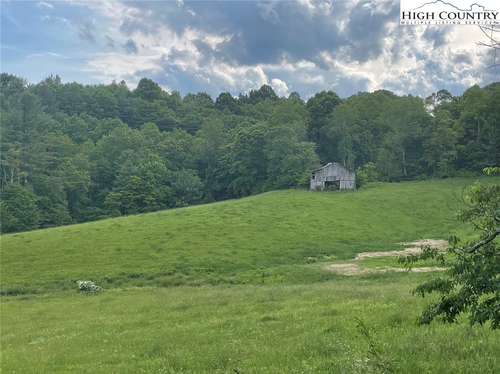 TBD Little Peak Creek & Ore Knob Manor Road