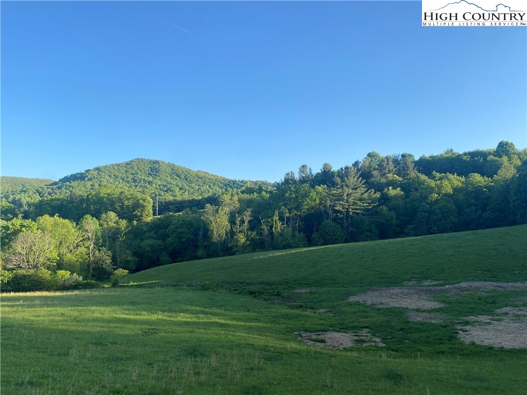 TBD Little Peak Creek & Ore Knob Manor Road