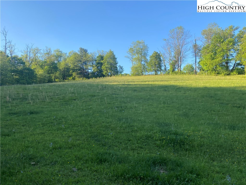 TBD Little Peak Creek & Ore Knob Manor Road