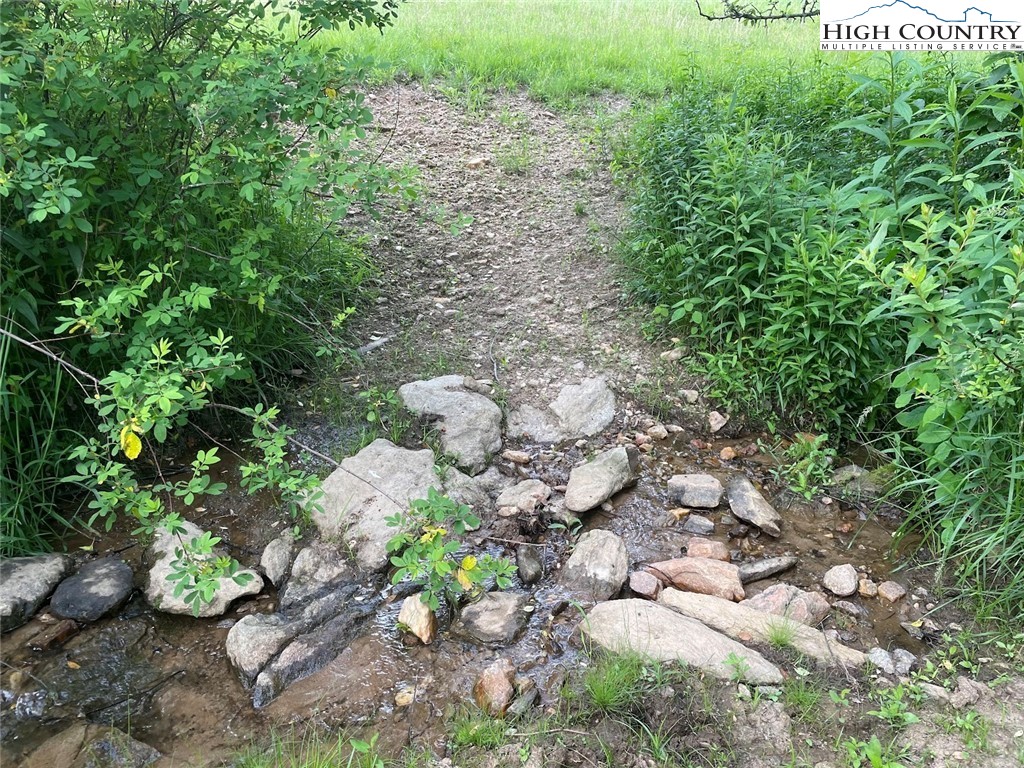 TBD Little Peak Creek & Ore Knob Manor Road