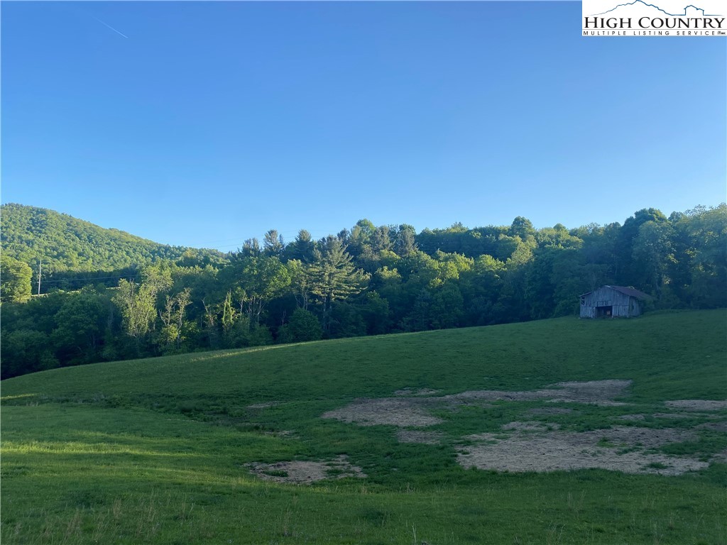 TBD Little Peak Creek & Ore Knob Manor Road
