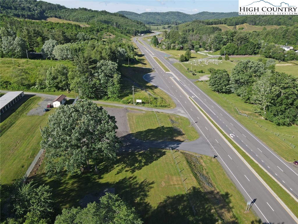 13683 and 13719 S US Hwy 221 S