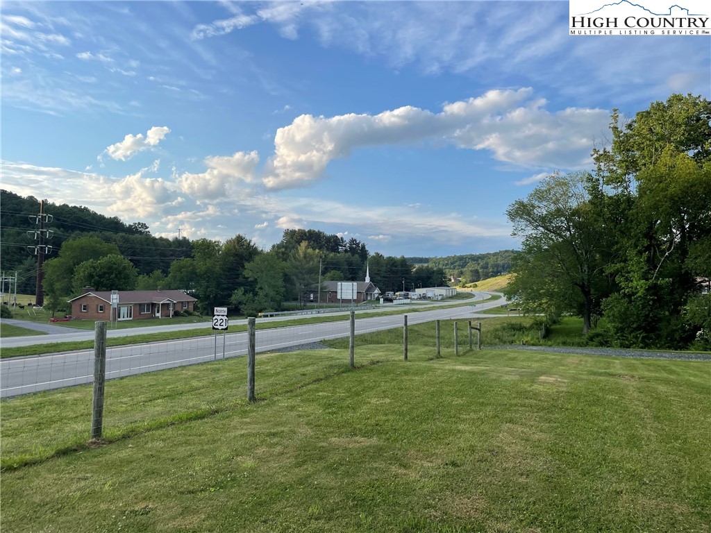 13683 and 13719 S US Hwy 221 S