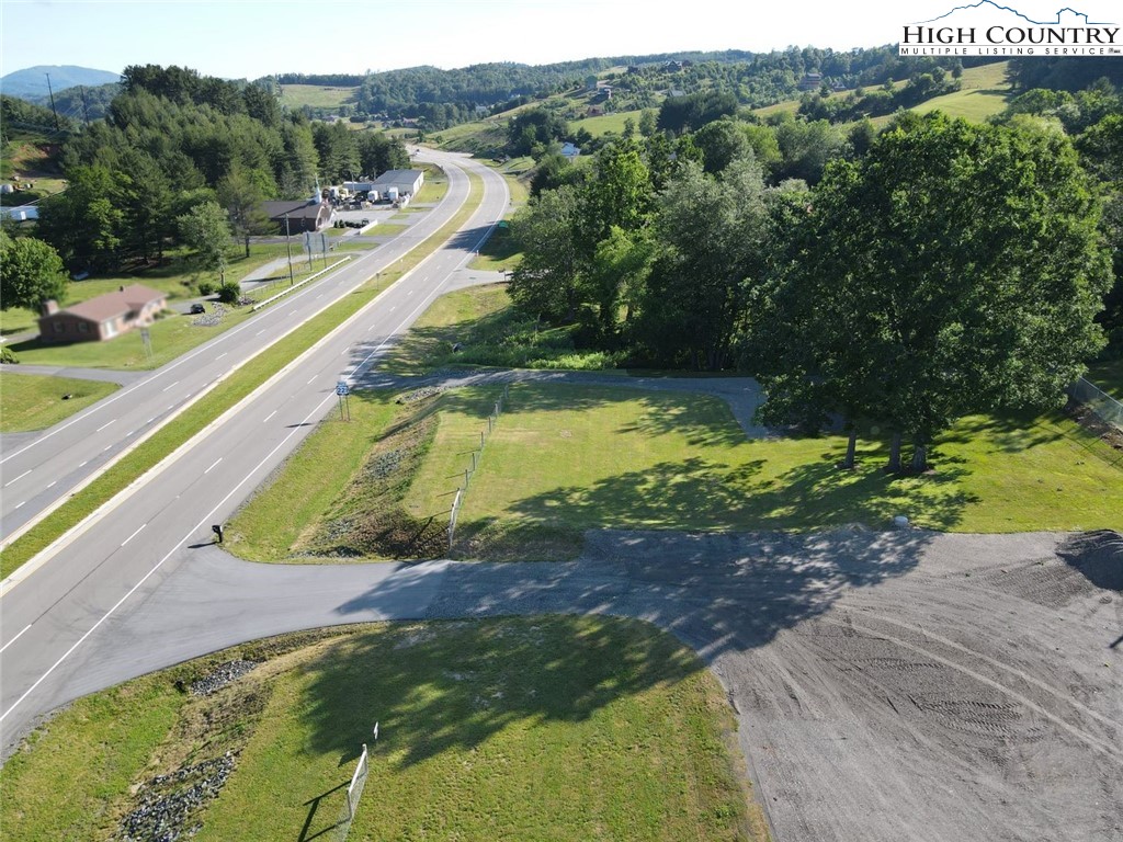 13683 and 13719 S US Hwy 221 S