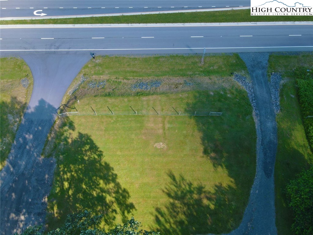 13683 and 13719 S US Hwy 221 S