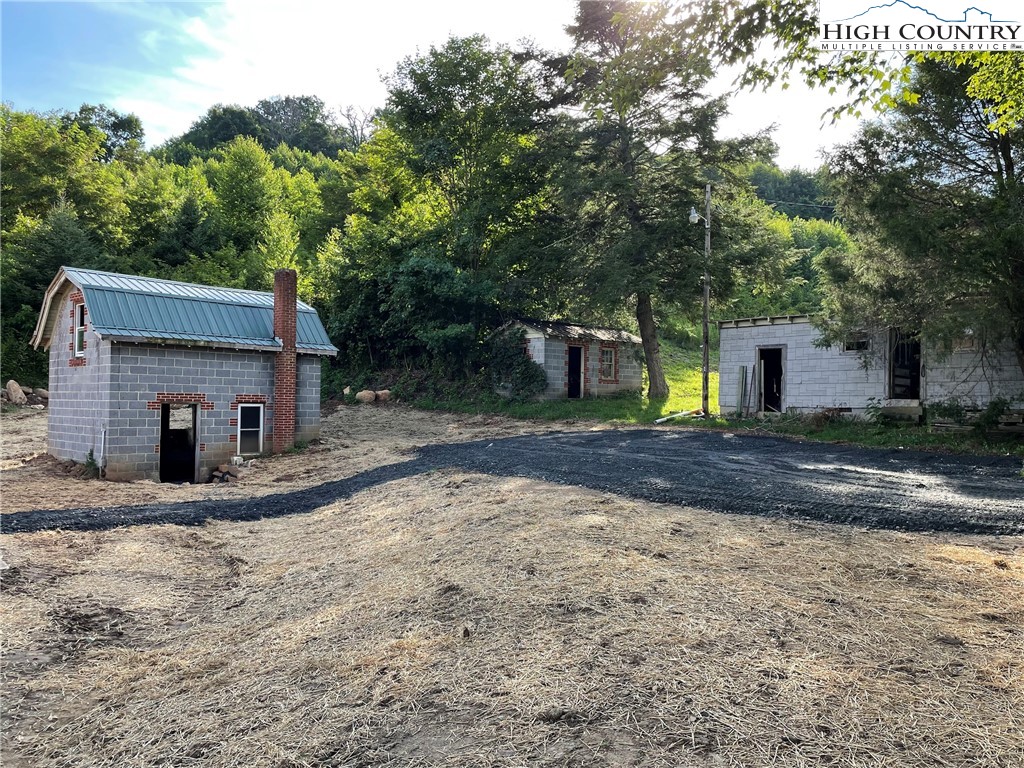 309 Laurel Knob Road